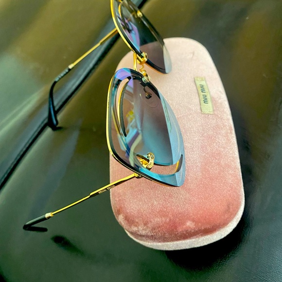 Miu Miu glasses beautiful! - Picture 3 of 4